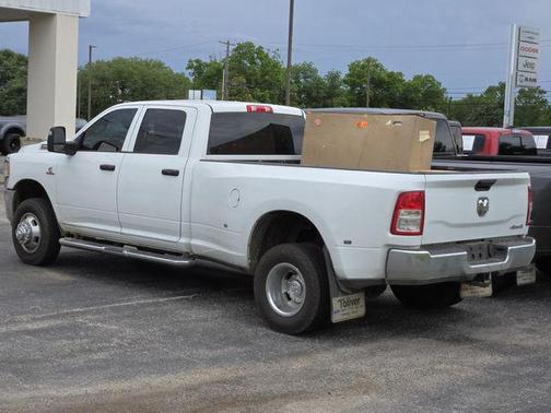 2024 RAM 3500 Tradesman Crew Cab 4x4 8' Box
