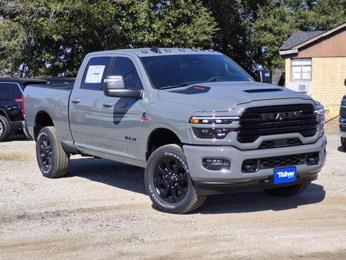 2026 RAM 2500 Laramie Crew Cab 4x4 6'4' Box