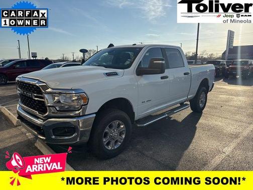 2024 RAM 2500 Big Horn Crew Cab 4x4 6'4' Box