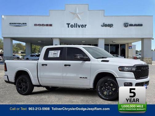 Bright White Clearcoat 2026 RAM 1500 Big Horn/Lone Star