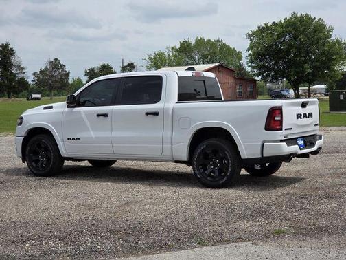 Bright White Clearcoat 2026 RAM 1500 Big Horn/Lone Star