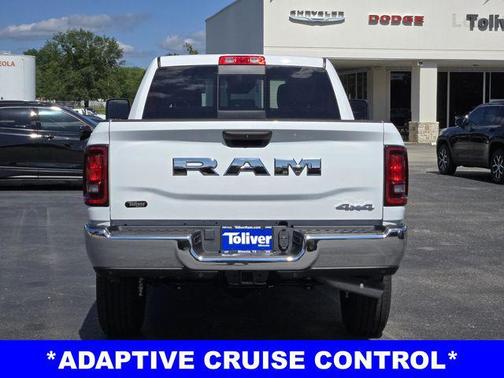 2025 RAM 2500 Tradesman Crew Cab 4x4 6'4' Box