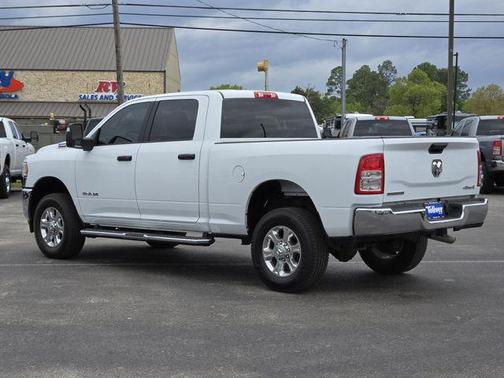 2023 RAM 2500 Big Horn Crew Cab 4x4 6'4' Box