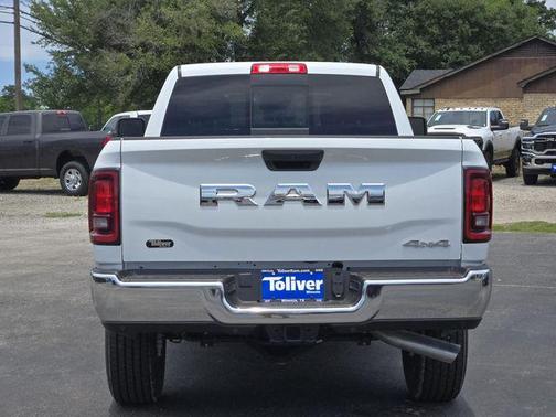 2025 RAM 2500 Tradesman Crew Cab 4x4 6'4' Box