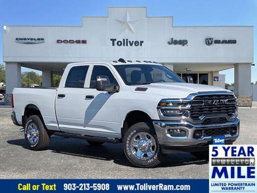 2025 RAM 2500 Tradesman Crew Cab 4x4 6'4' Box