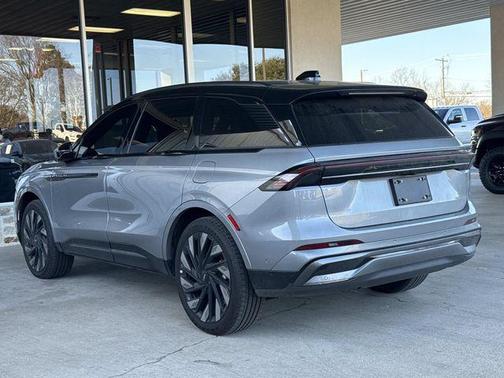 2024 Lincoln Nautilus Reserve