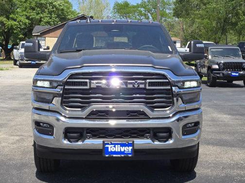 2025 RAM 2500 Lone Star Crew Cab 4x4 6'4' Box