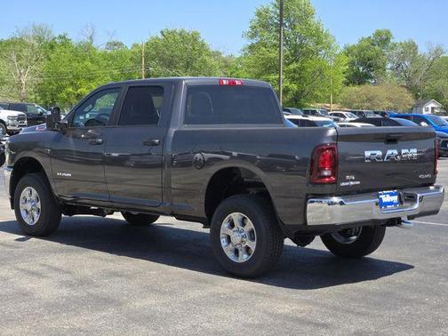2025 RAM 2500 Lone Star Crew Cab 4x4 6'4' Box