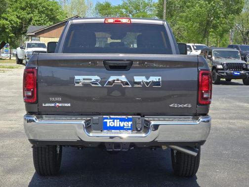 2025 RAM 2500 Lone Star Crew Cab 4x4 6'4' Box