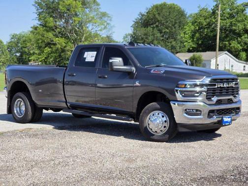 Granite Crystal Metallic Clearcoat 2026 RAM 3500 Tradesman Crew Cab 4x4 8' Box