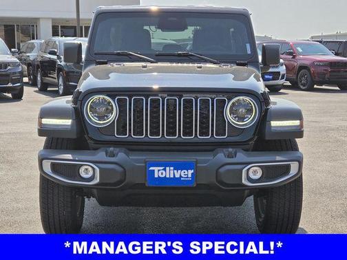 2025 Jeep Wrangler 4-Door Sahara 4x4