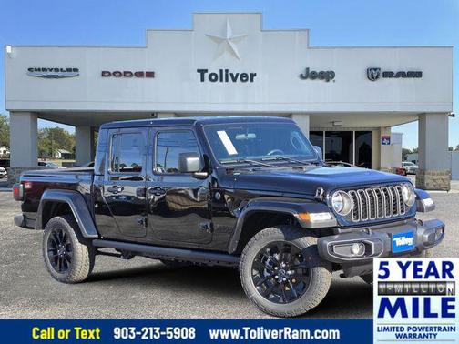 2025 Jeep Gladiator Nighthawk