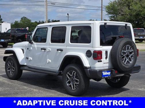 2025 Jeep Wrangler 4-Door Sahara 4x4