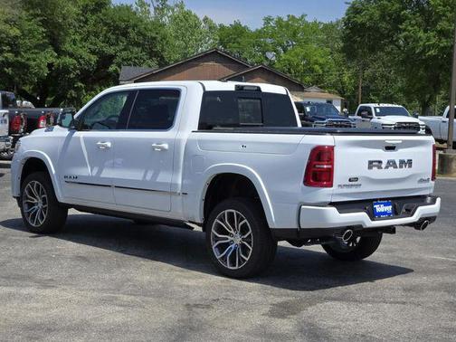 2025 RAM 1500 ST