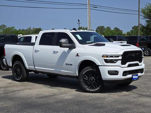 2025 RAM 2500 Limited Crew Cab 4x4 6'4' Box