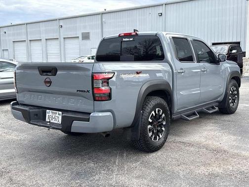 2024 Nissan Frontier PRO-X