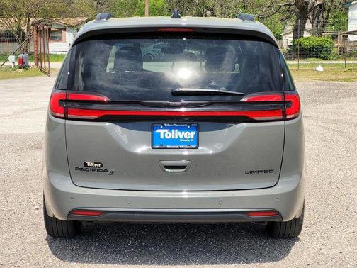 2025 Chrysler Pacifica Limited