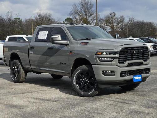 2026 RAM 2500 Lone Star Crew Cab 4x4 6'4' Box