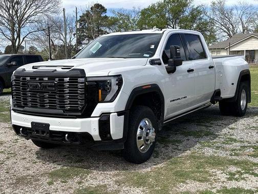 2025 GMC Sierra 3500 Denali