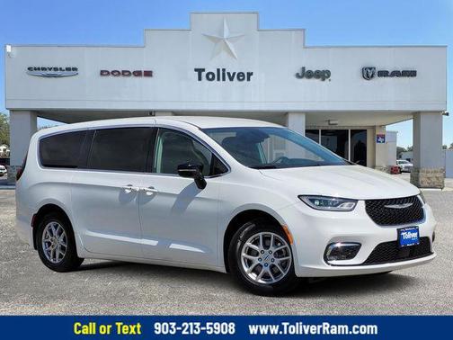 Bright White Clearcoat 2024 Chrysler Pacifica Touring L