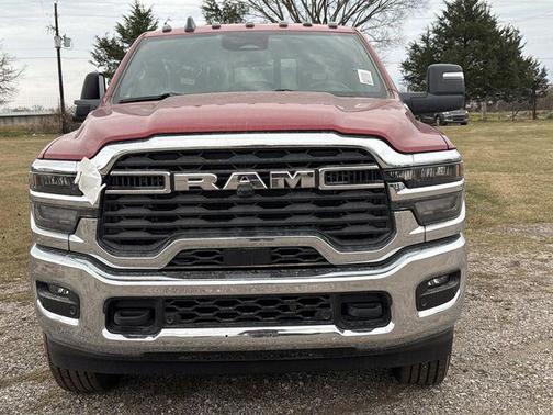 2026 RAM 2500 Tradesman Crew Cab 4x4 6'4' Box