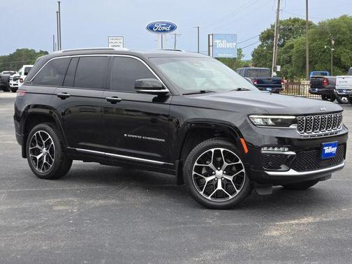 2022 Jeep Grand Cherokee Summit