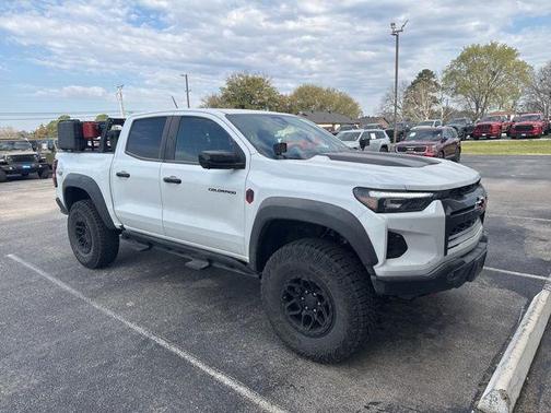2024 Chevrolet Colorado ZR2