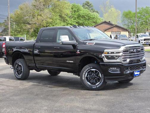 2025 RAM 2500 Laramie Crew Cab 4x4 6'4' Box