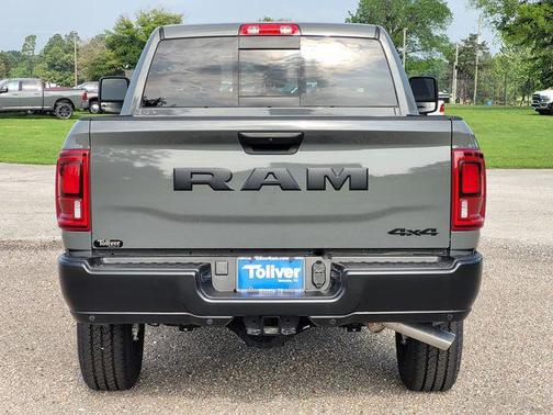 Ceramic Gray Clearcoat 2026 RAM 2500 Tradesman Crew Cab 4x4 6'4' Box