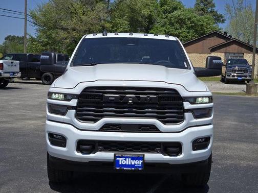 2025 RAM 2500 Lone Star Crew Cab 4x4 6'4' Box
