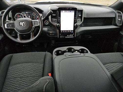 2026 RAM 3500 Tradesman Crew Cab 4x4 8' Box