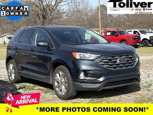 2022 Ford Edge Titanium