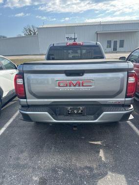 2024 GMC Canyon AT4