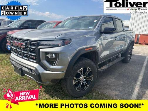2024 GMC Canyon AT4