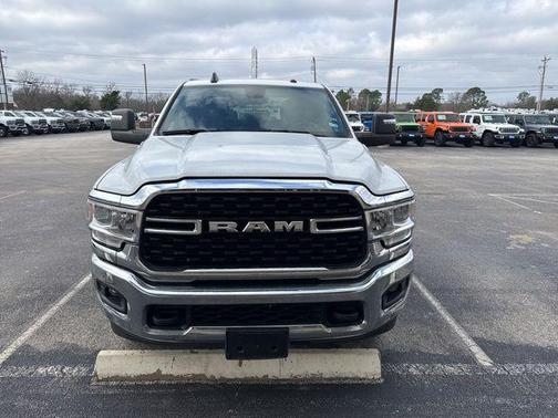 2024 RAM 2500 Big Horn Crew Cab 4x4 8' Box