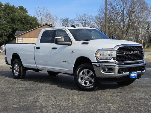 2024 RAM 2500 Big Horn Crew Cab 4x4 8' Box