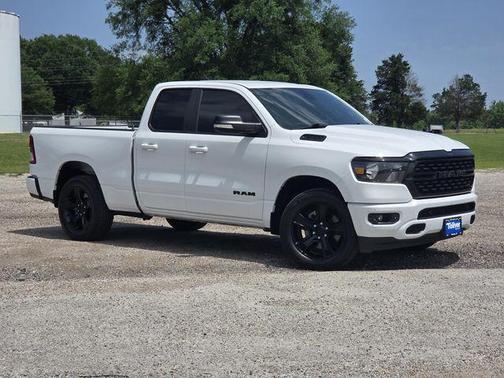 Bright White Clearcoat 2022 RAM 1500 Big Horn/Lone Star