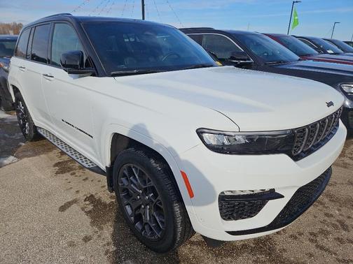 2024 Jeep Grand Cherokee Summit