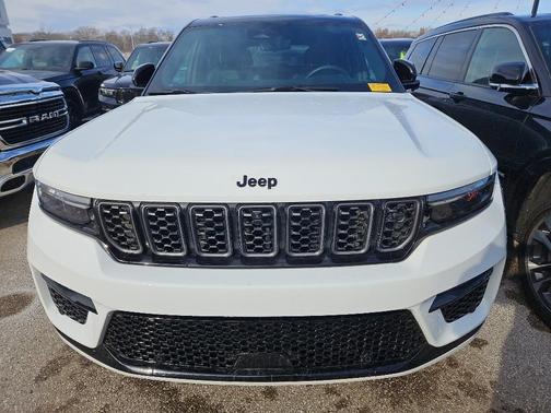 2024 Jeep Grand Cherokee Summit