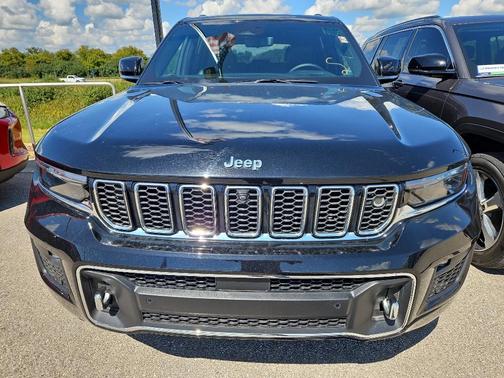 2023 Jeep Grand Cherokee Overland
