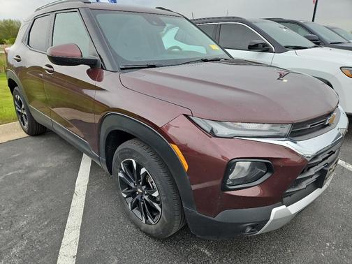 Mahogany Red Metallic 2023 Chevrolet Trailblazer LT