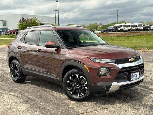 Mahogany Red Metallic 2023 Chevrolet Trailblazer LT