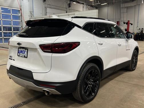 2024 Chevrolet Blazer LT