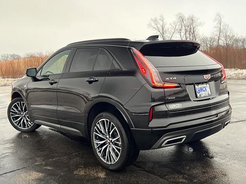 2024 Cadillac XT4 Sport