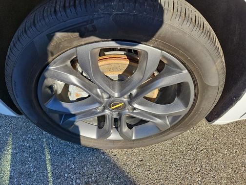 2024 Chrysler Pacifica Touring-L