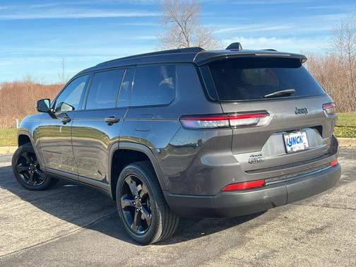 2023 Jeep Grand Cherokee L Laredo