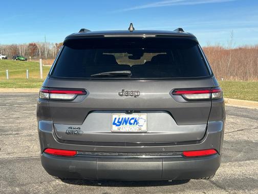 2023 Jeep Grand Cherokee L Laredo