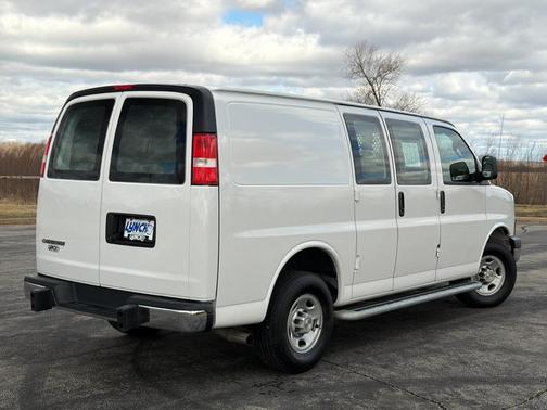 2024 Chevrolet Express 2500 Work Van