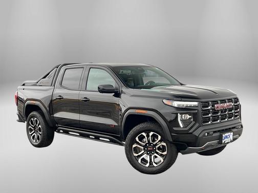 2025 GMC Canyon AT4
