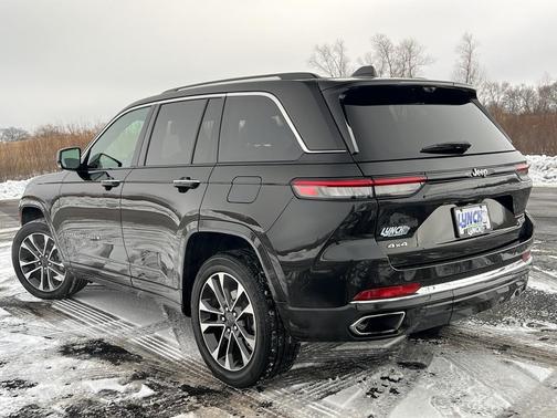 2023 Jeep Grand Cherokee Overland